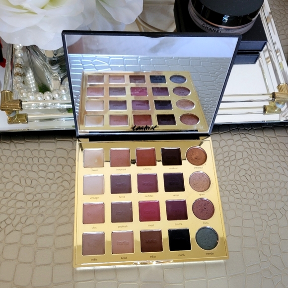Tarte Tarteist Pro Eyeshadow Palette - Picture 3 of 8